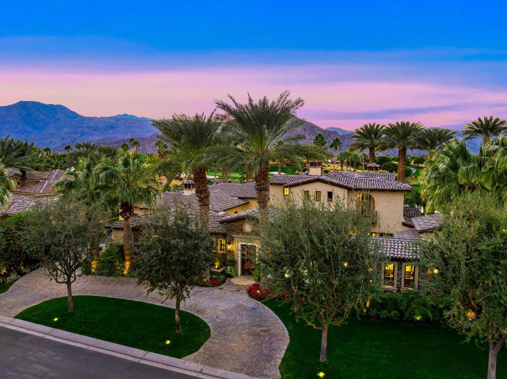 A View Lovers Dream Luxurious California Estate Listed at 9.799 Million 57