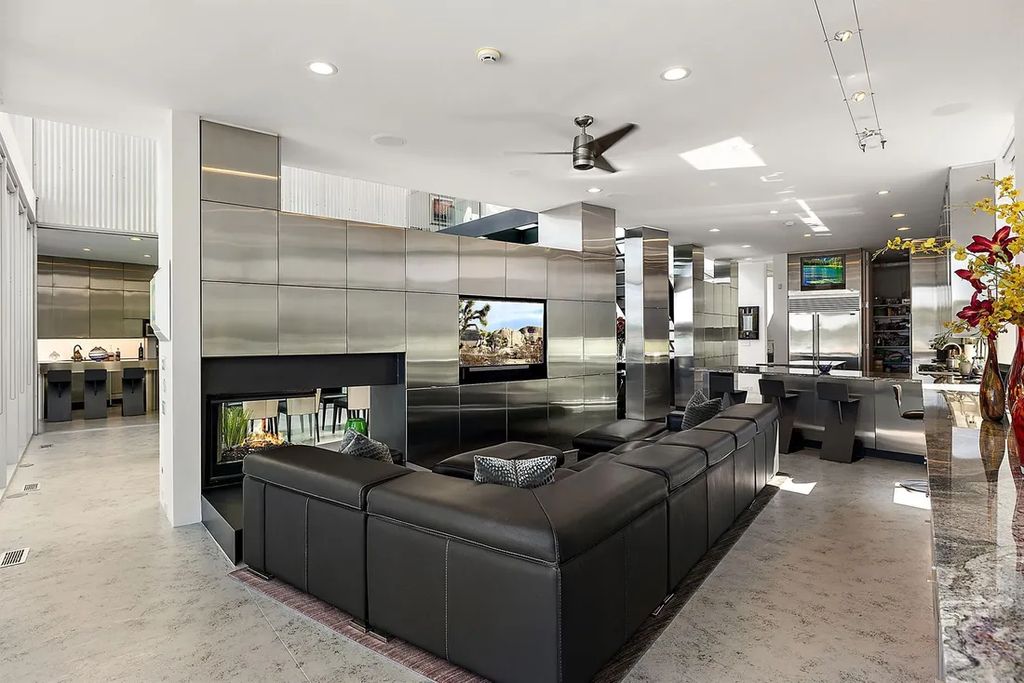 A Waterfront Dream Stunning Modern Lake Home in Michigan for 4199000 11