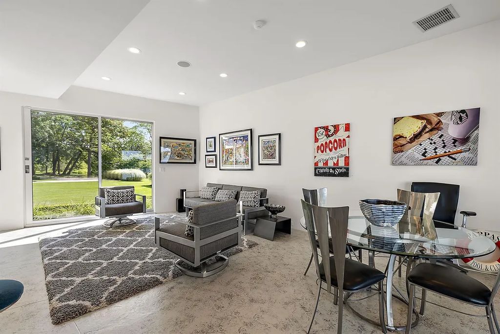 A Waterfront Dream Stunning Modern Lake Home in Michigan for 4199000 16