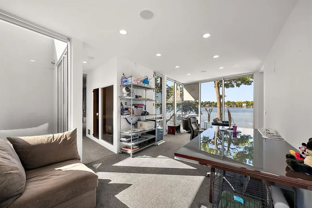 A Waterfront Dream Stunning Modern Lake Home in Michigan for 4199000 28