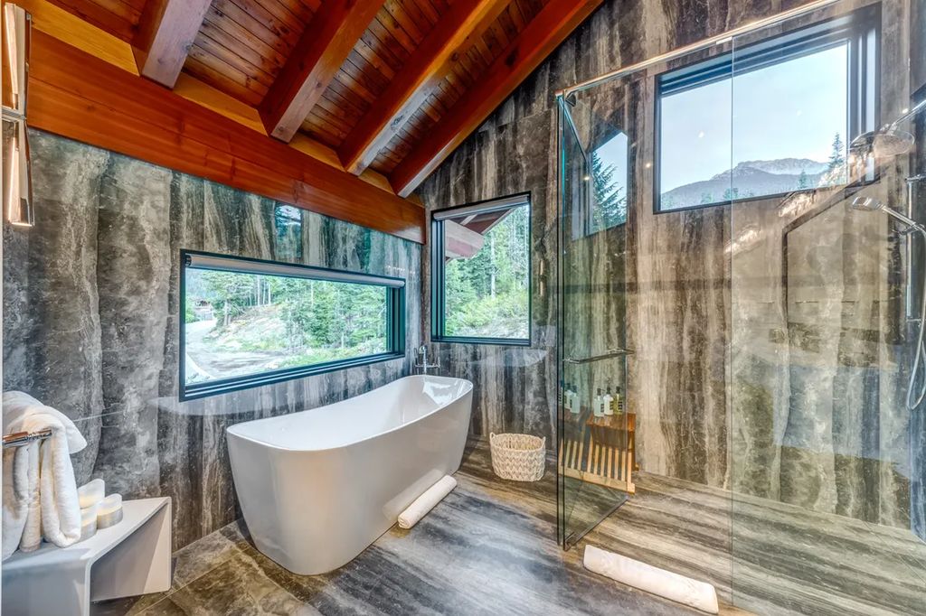 A Winter Wonderland Ski InSki Out Home with Panoramic Mountain Views for C14.9 Million in Canada 21