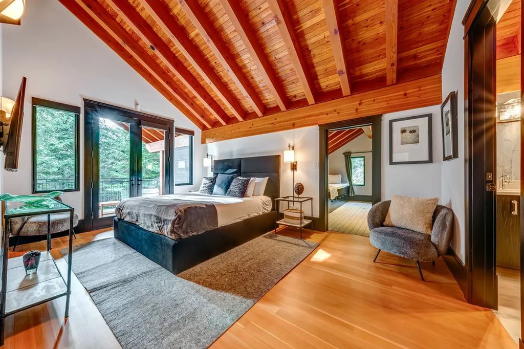 A Winter Wonderland Ski InSki Out Home with Panoramic Mountain Views for C14.9 Million in Canada 22
