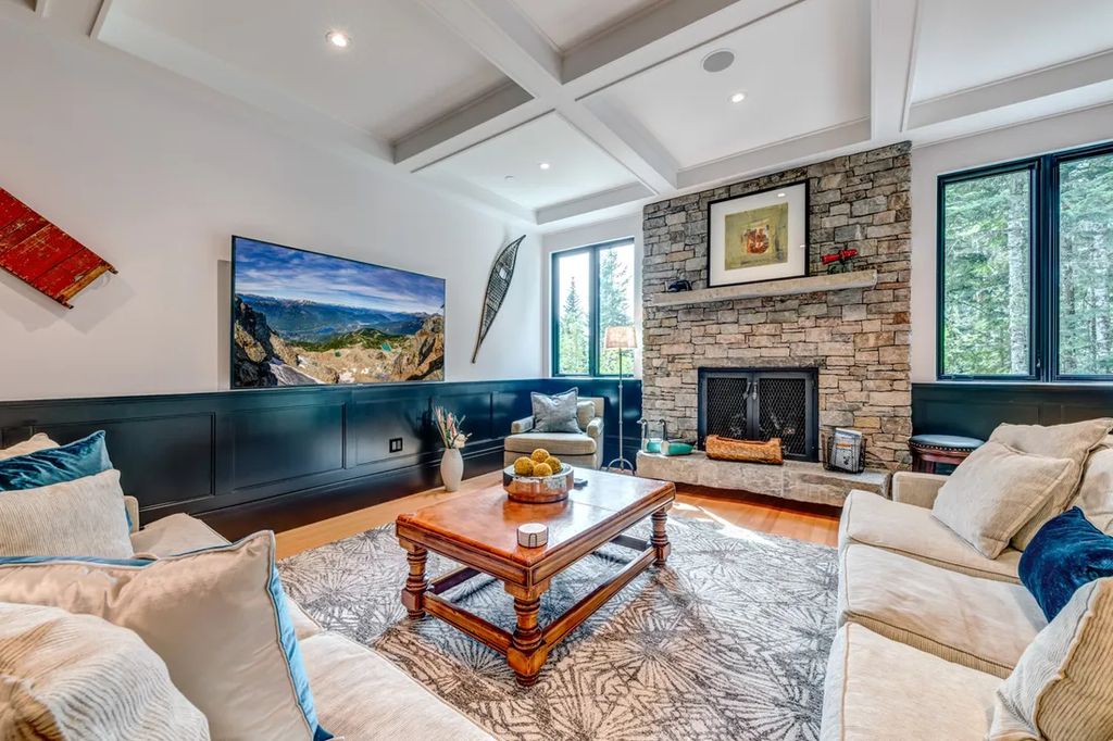 A Winter Wonderland Ski InSki Out Home with Panoramic Mountain Views for C14.9 Million in Canada 30