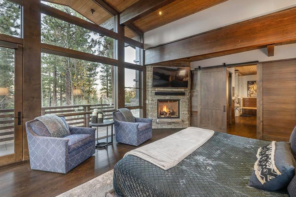 An Architectural Gem Breathtaking Estate in Martis Valley Listed for 11995000 10
