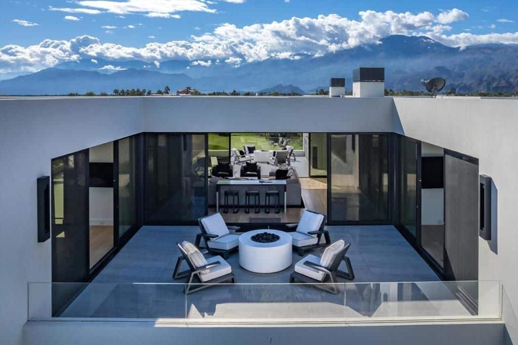 An Architectural Gem California Home Crafted with Unparalleled Detail for 17.95 Million 12