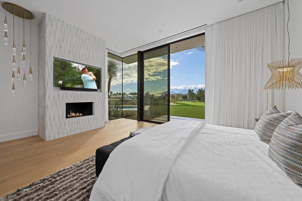 An Architectural Gem California Home Crafted with Unparalleled Detail for 17.95 Million 8