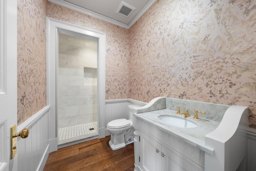 Architectural Brilliance at Kings Point Designed by Roger H. Seifter for 30 Million 17