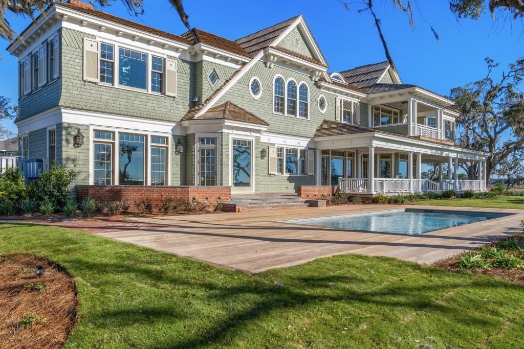 Architectural Brilliance at Kings Point Designed by Roger H. Seifter for 30 Million 38