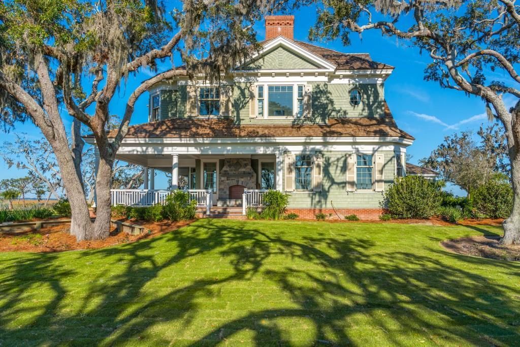 Architectural Brilliance at Kings Point Designed by Roger H. Seifter for 30 Million 46