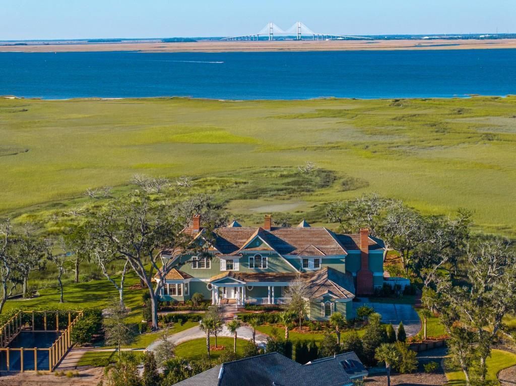 Architectural Brilliance at Kings Point Designed by Roger H. Seifter for 30 Million 71