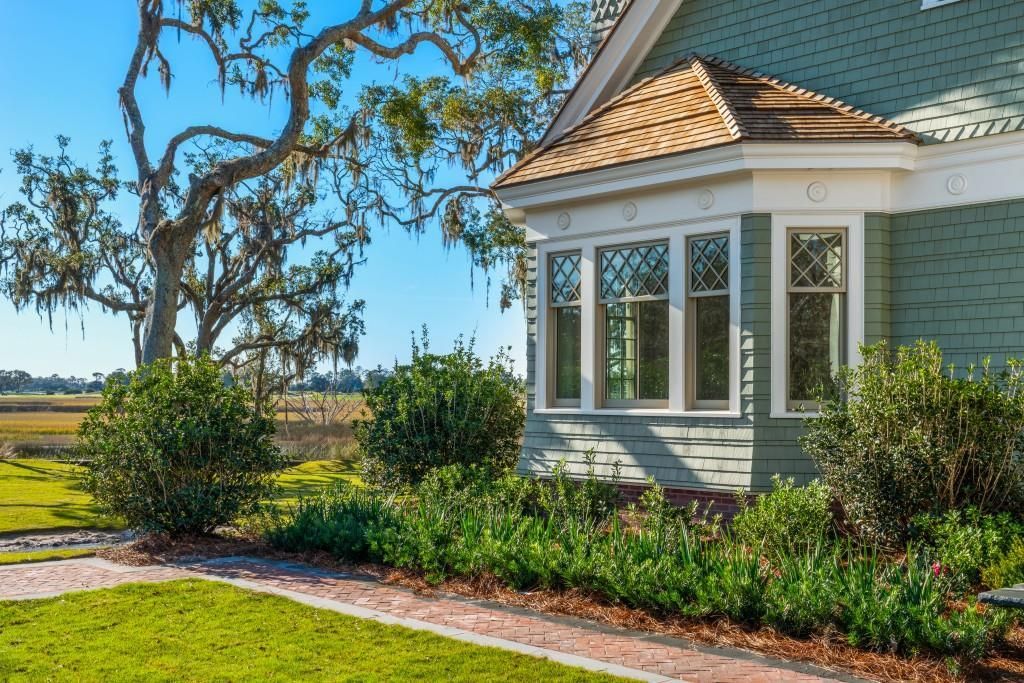 Architectural Brilliance at Kings Point Designed by Roger H. Seifter for 30 Million 9