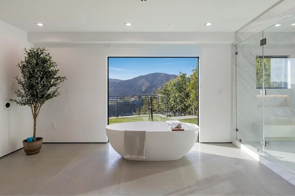 Architectural Marvel with Ocean and Mountain Views in California for 10.99 Million 21 1
