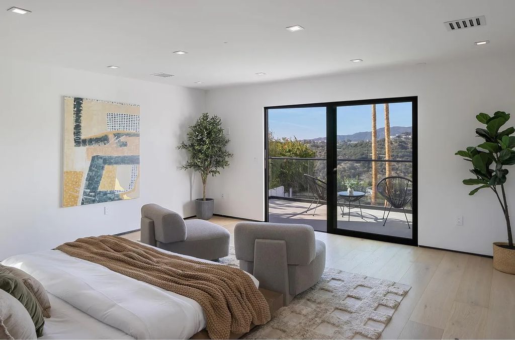 Architectural Marvel with Ocean and Mountain Views in California for 10.99 Million 27 1