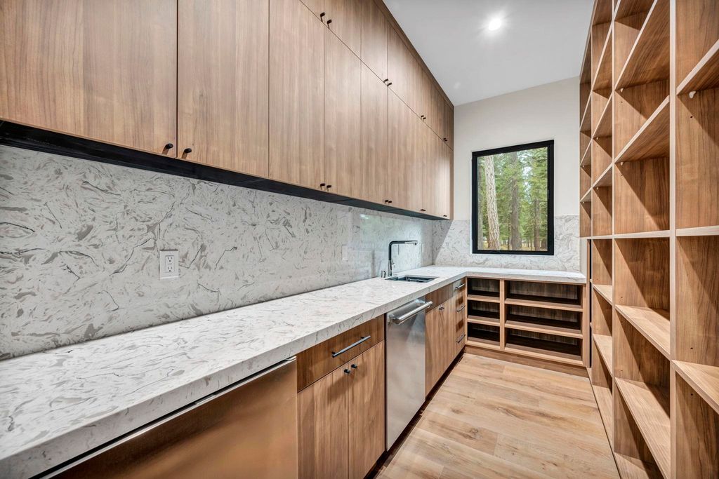 Brand New High End Residence in California Offers Style and Tranquility for 5.349 Million 17