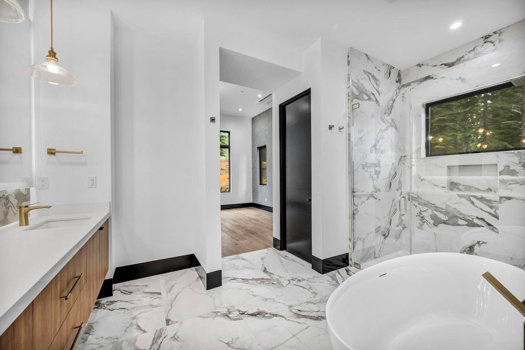 Brand New High End Residence in California Offers Style and Tranquility for 5.349 Million 22