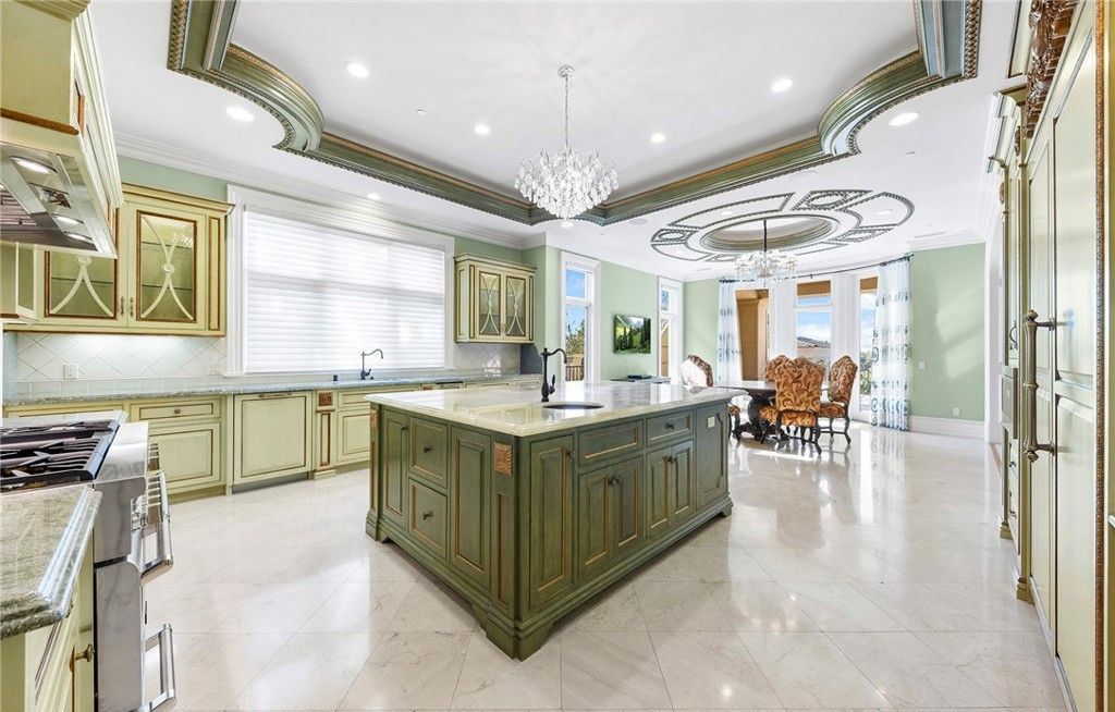 California Dreaming Stunning European Style Mansion Offers Absolute Luxury at 13.58 Million 19