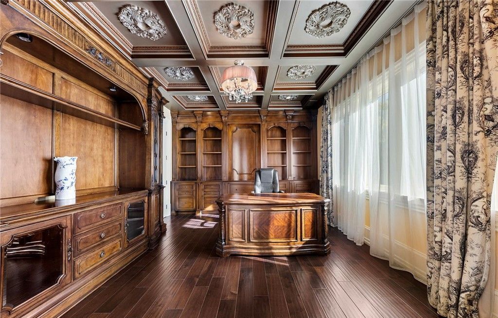 California Dreaming Stunning European Style Mansion Offers Absolute Luxury at 13.58 Million 23