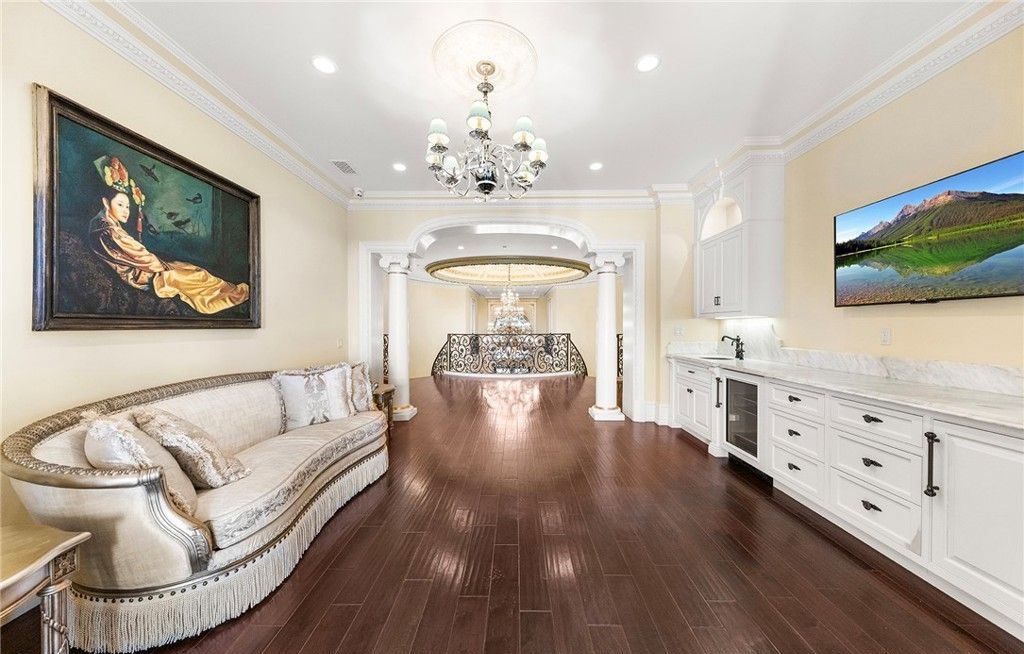 California Dreaming Stunning European Style Mansion Offers Absolute Luxury at 13.58 Million 33