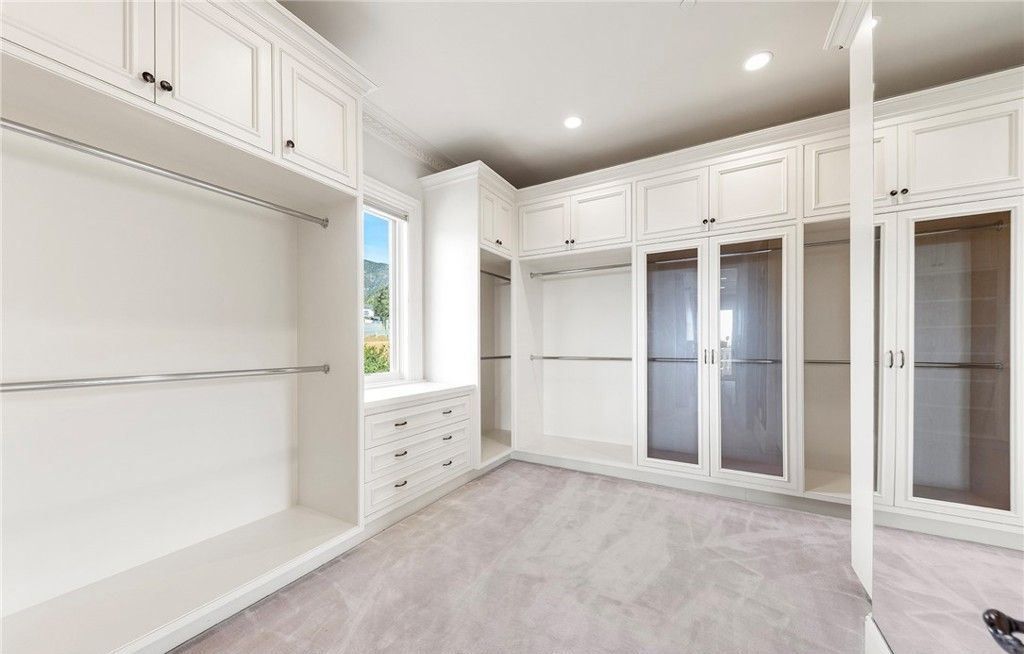 California Dreaming Stunning European Style Mansion Offers Absolute Luxury at 13.58 Million 36
