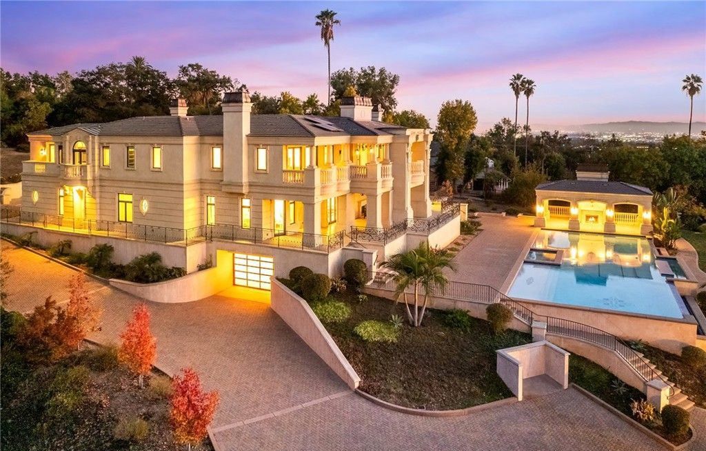 California Dreaming Stunning European Style Mansion Offers Absolute Luxury at 13.58 Million 4