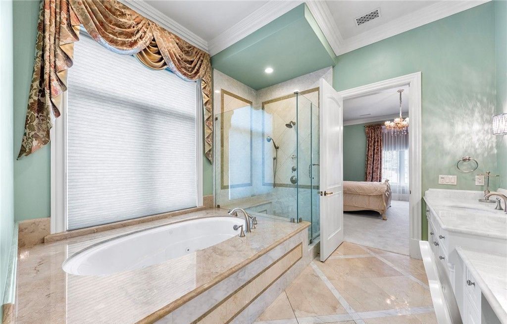 California Dreaming Stunning European Style Mansion Offers Absolute Luxury at 13.58 Million 41