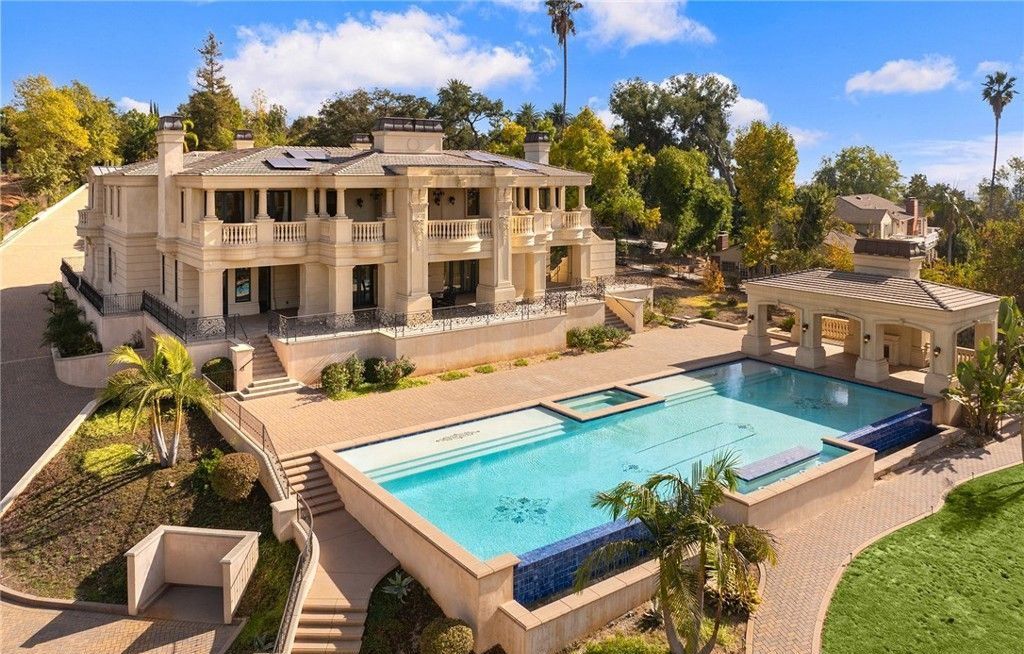 California Dreaming Stunning European Style Mansion Offers Absolute Luxury at 13.58 Million 61