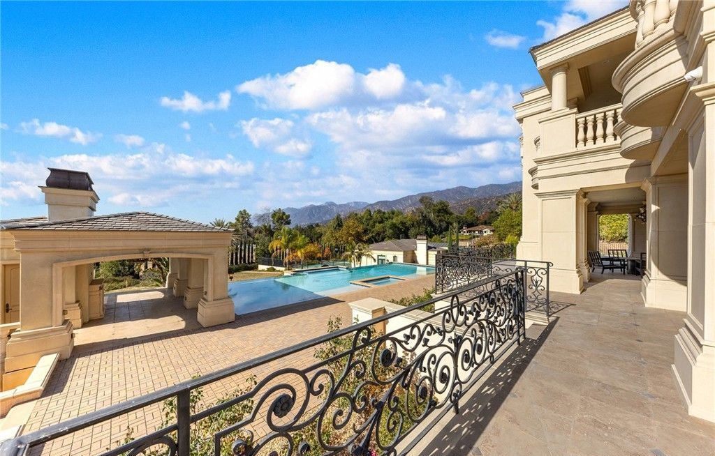 California Dreaming Stunning European Style Mansion Offers Absolute Luxury at 13.58 Million 66
