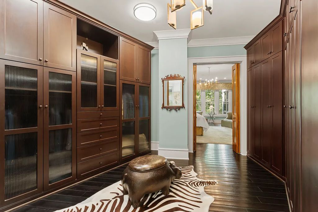 Charm and Modern Elegance Combine in This Sanctuary Estate Listed at 2.75 Million in North Carolina 12