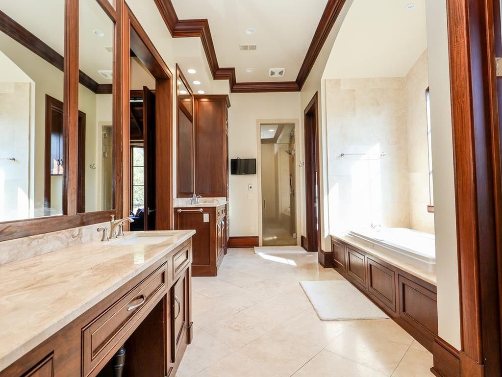 Elegance in Mississippi West Indies Style Estate on a Private Peninsula for 3599000 22