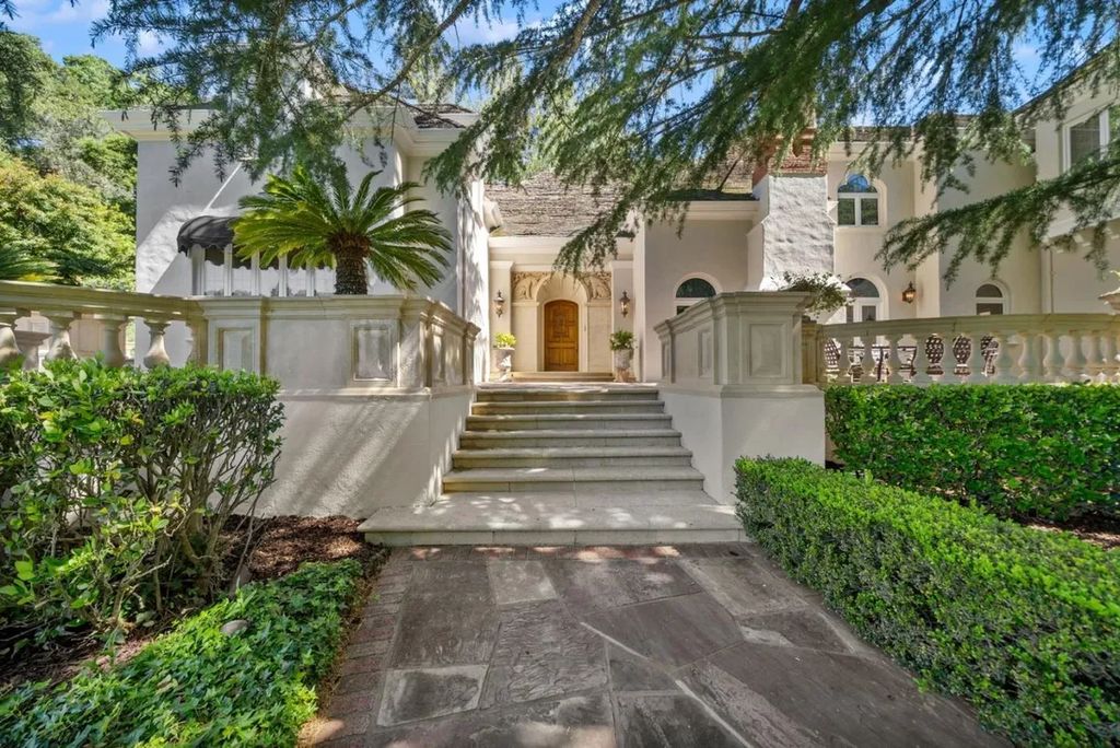 Elevated Living in California Stunning Estate with European Influences and Luxurious Grounds for 12.98 Million 4