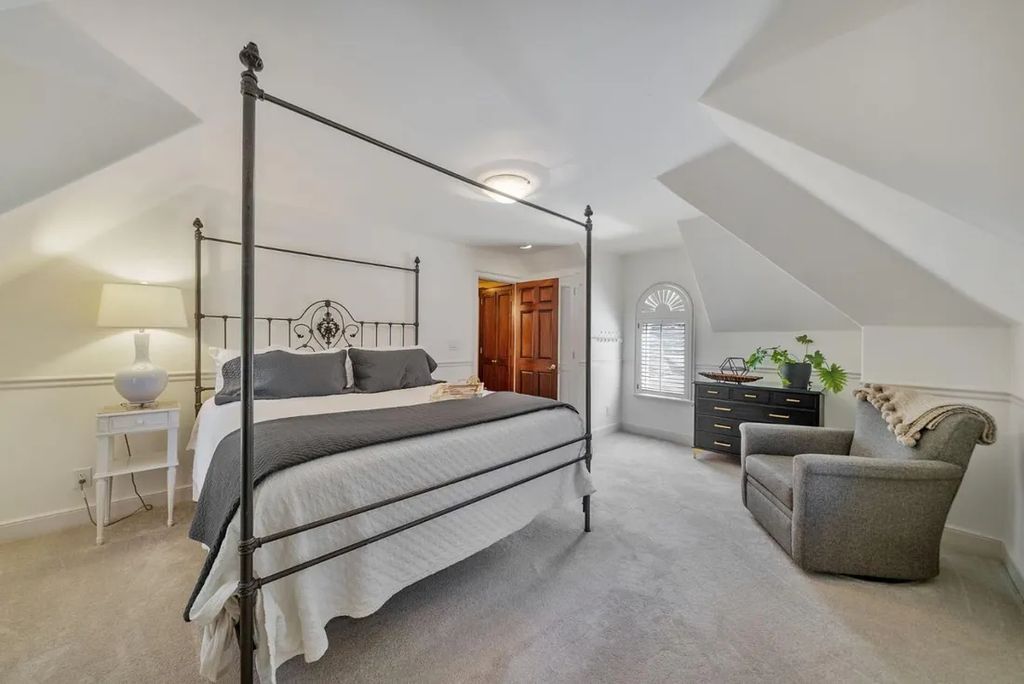 Elevated Living in California Stunning Estate with European Influences and Luxurious Grounds for 12.98 Million 47