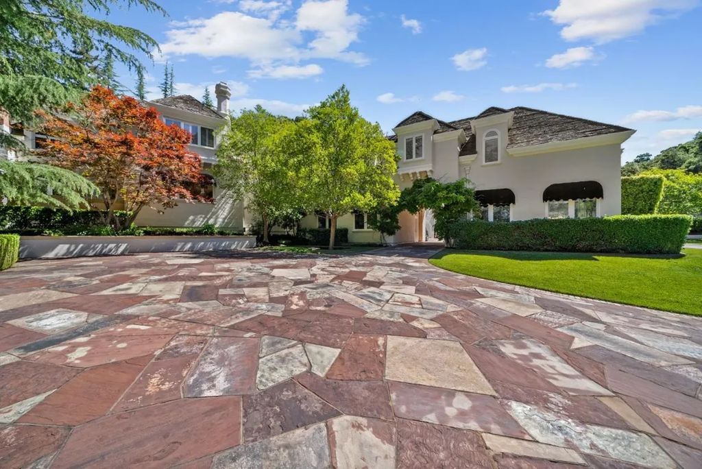 Elevated Living in California Stunning Estate with European Influences and Luxurious Grounds for 12.98 Million 63