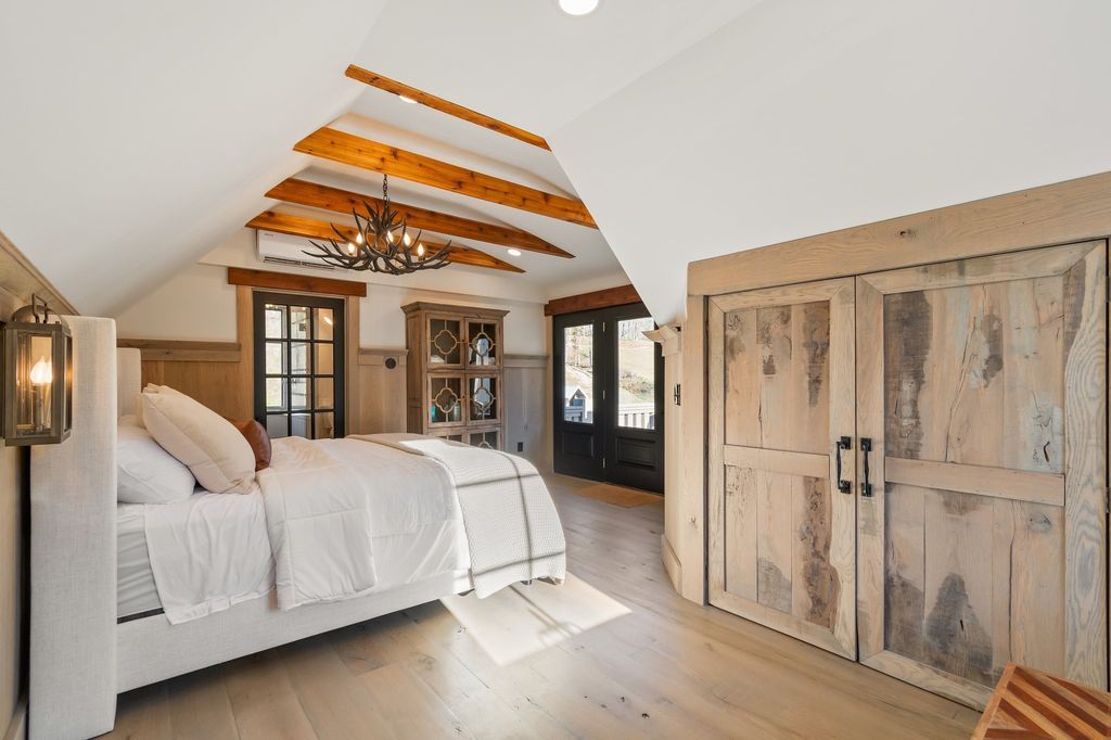 Entertainers Paradise on 120 Acres Near Leipers Fork Tennessee Available for 8.6 Million 14