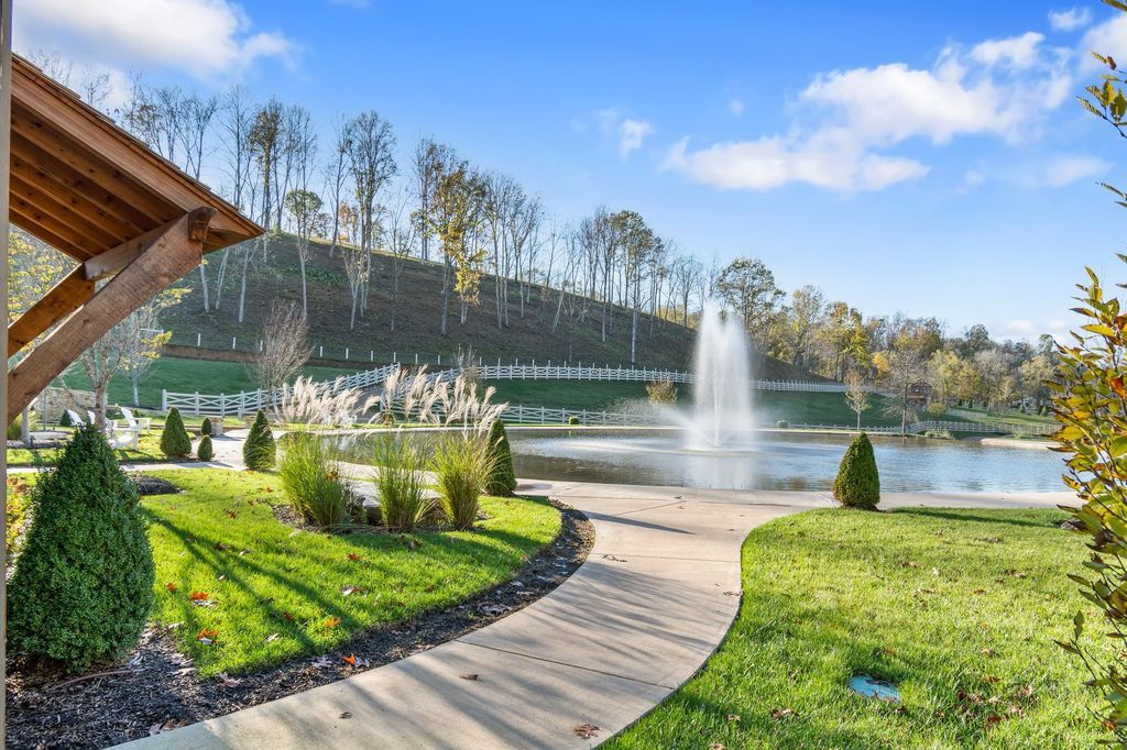 Entertainers Paradise on 120 Acres Near Leipers Fork Tennessee Available for 8.6 Million 25