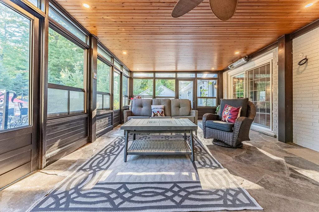 Exclusive Living Awaits Custom Estate in Canada Priced at C12 21