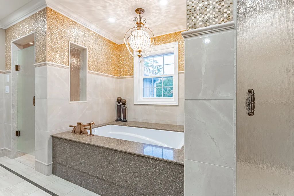 Exclusive Living Awaits Custom Estate in Canada Priced at C12 28