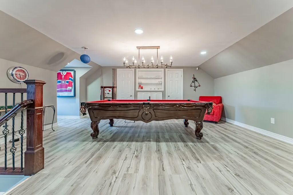 Exclusive Living Awaits Custom Estate in Canada Priced at C12 31