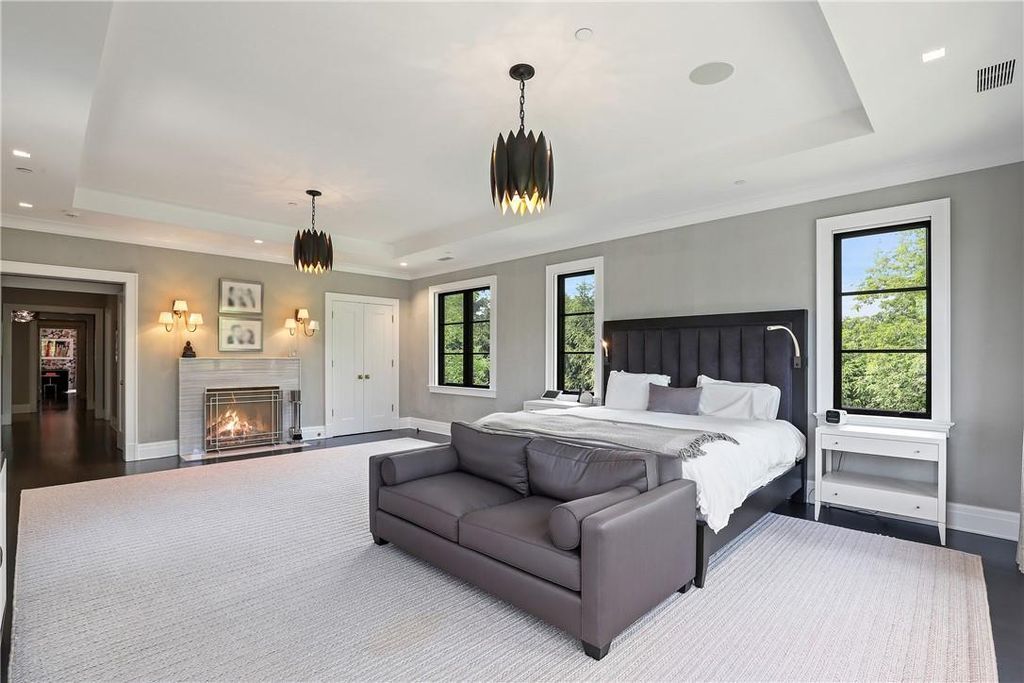 Exquisite Craftsmanship New York Custom Home with the Finest Materials Listed for 15.995 Million 20