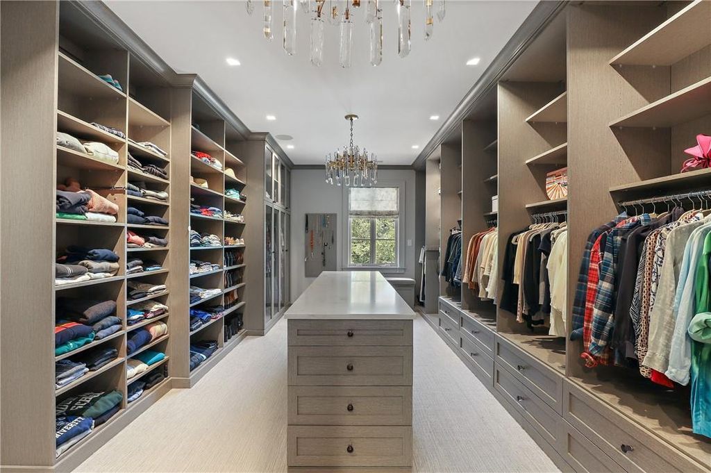 Exquisite Craftsmanship New York Custom Home with the Finest Materials Listed for 15.995 Million 22