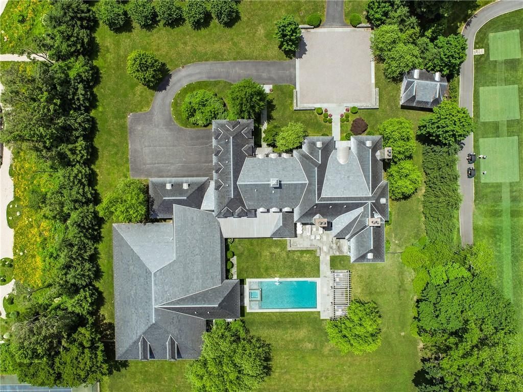 Exquisite Craftsmanship New York Custom Home with the Finest Materials Listed for 15.995 Million 35