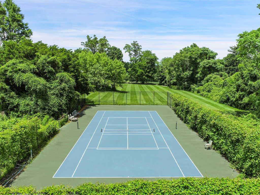 Exquisite Craftsmanship New York Custom Home with the Finest Materials Listed for 15.995 Million 4
