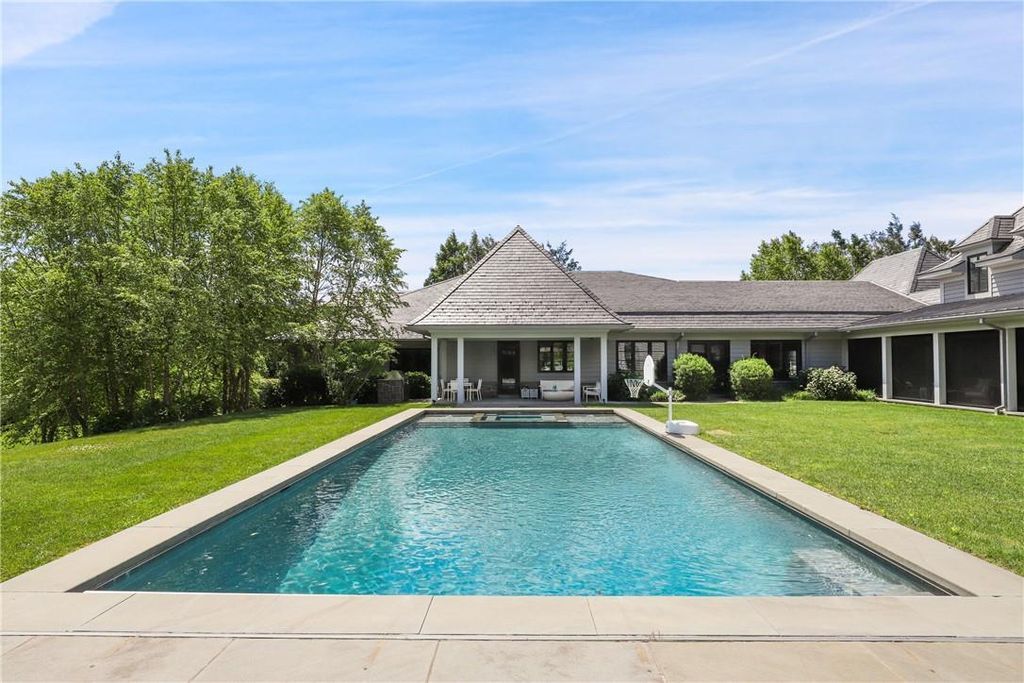 Exquisite Craftsmanship New York Custom Home with the Finest Materials Listed for 15.995 Million 5