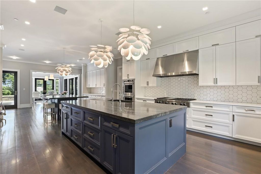 Exquisite Craftsmanship New York Custom Home with the Finest Materials Listed for 15.995 Million 8