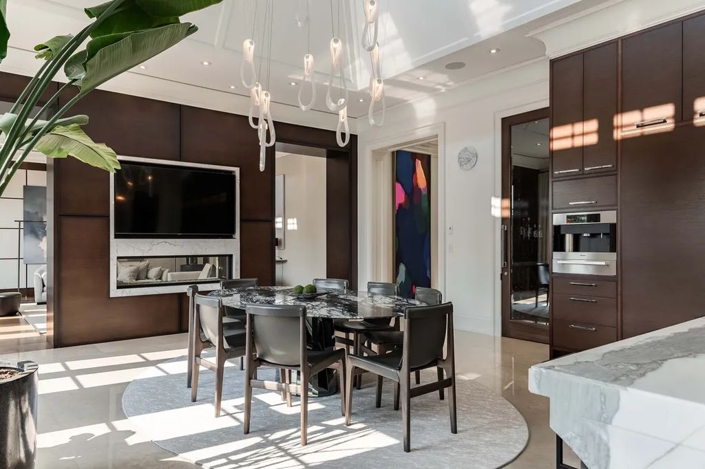 Extraordinary Custom Home in Canada Redefines Luxury Living for C10.8 Million 14