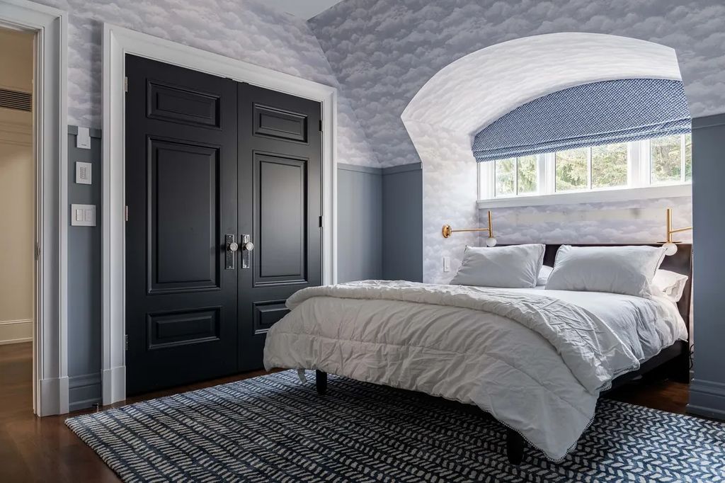 Extraordinary Custom Home in Canada Redefines Luxury Living for C10.8 Million 23