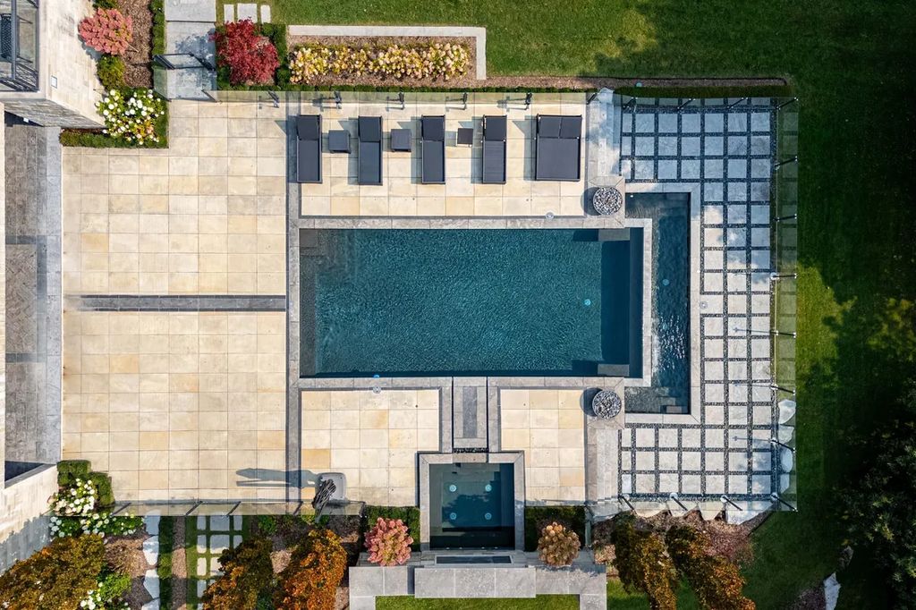 Extraordinary Custom Home in Canada Redefines Luxury Living for C10.8 Million 36