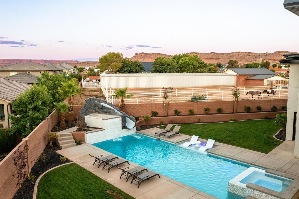 Incredible Modern Luxury Estate in Utah Asking 2195000 43