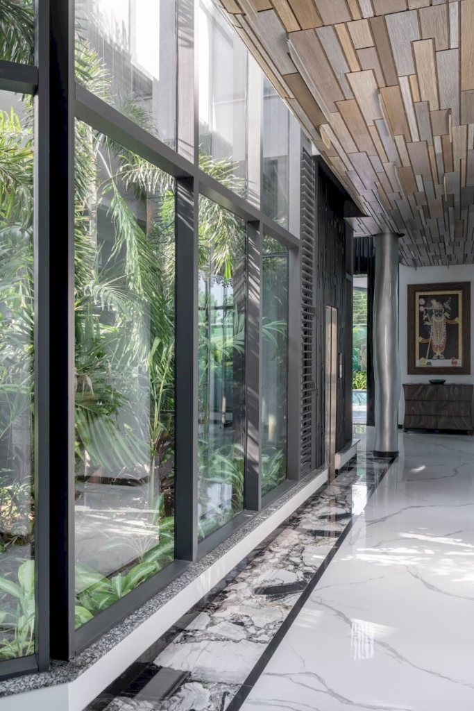 Liquescent House in India by Shaili Banker Architects 16