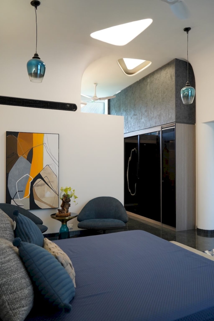 Liquescent House in India by Shaili Banker Architects 21