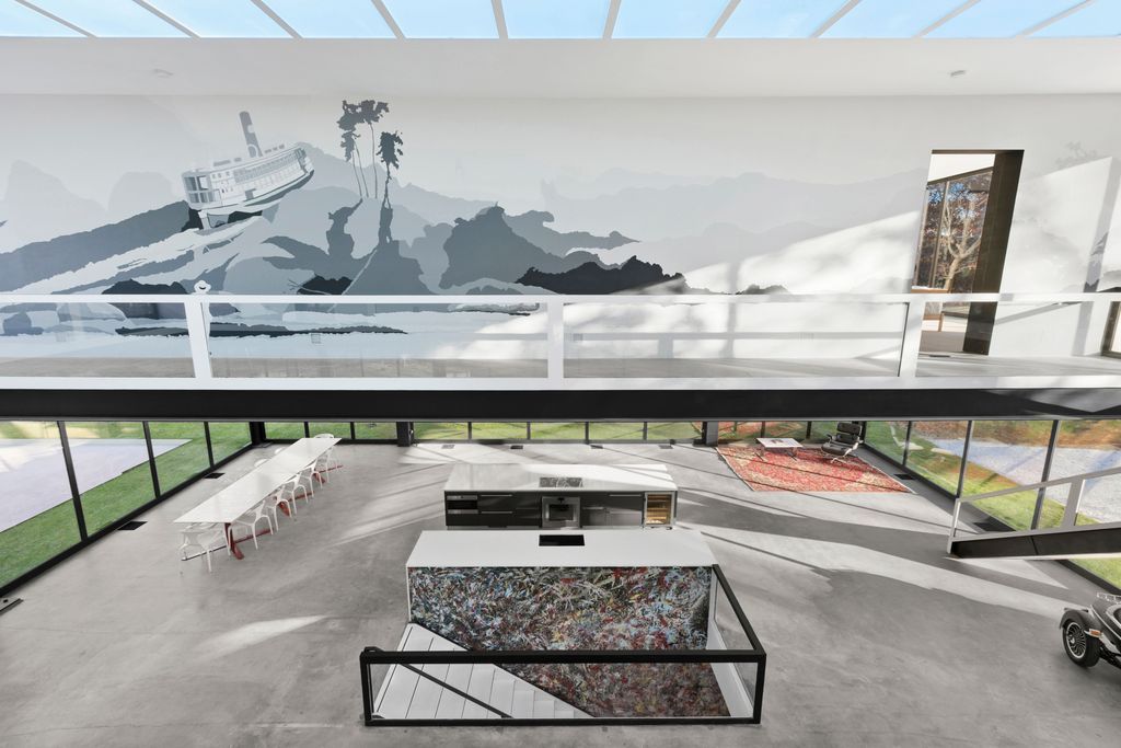 Modern Masterpiece Unmatched Luxury and Style in New York – Asking 5999000 13